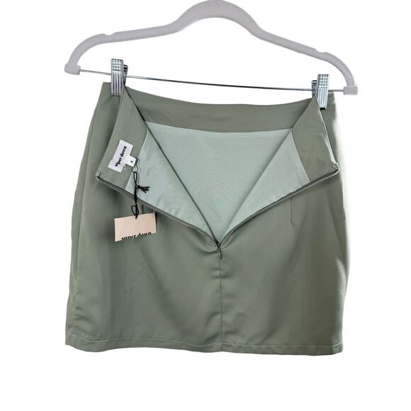 NWT Superdown Green Mini Skirt Size S Tie Waist Lined Minimalist - Picture 3 of 7